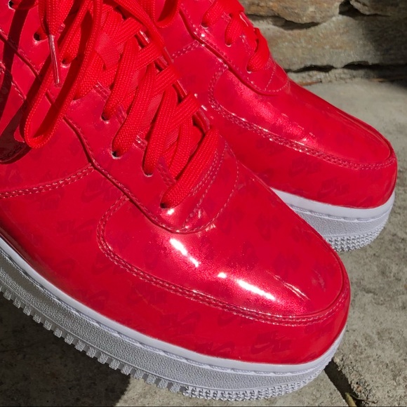 NWOB 💞NIKE AIR FORCE 1 HOT PINK MENS 11.5 - Picture 4 of 8